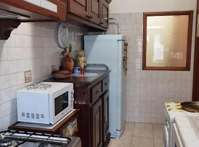 Per Turisti E Famiglie Apartment